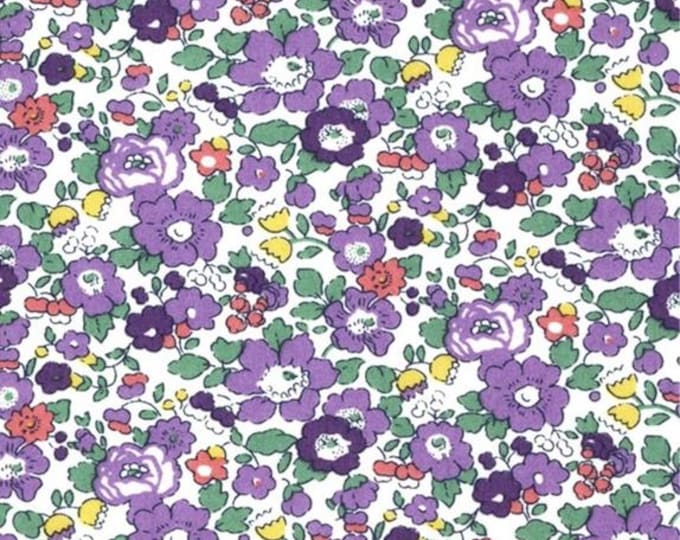 The ecological Betsy Ann Lila . Tana lawn fabric from Liberty of London, pure cotton. Delightful to work with for a stunning result.
