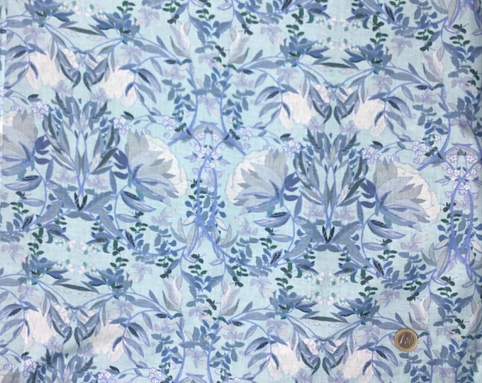 English Pima lawn cotton fabric, jugend style lily foliage, winter flowers