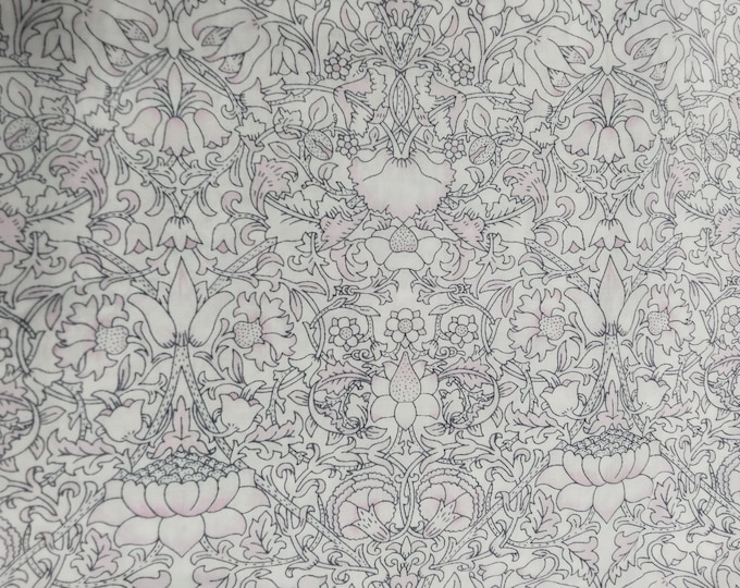 English Pima lawn cotton fabric Bleached jugend, ice