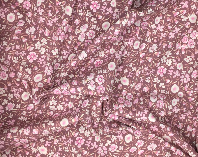 English Pima lawn cotton fabric, priced per 25cm. Toundra