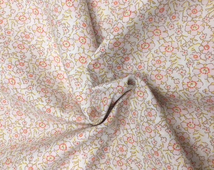 Tana lawn fabric from Liberty of London, bleached Clarisse or Clarissa. Easy to sew for a marvelous result