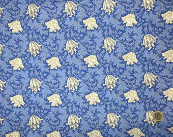 English Pima lawn cotton fabric, priced per 25cm. Thistles