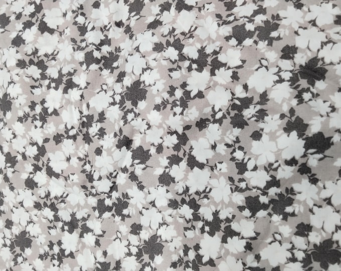 Oekotex certified cotton poplin, autumn leaf print