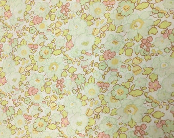 Tissu liberty of London, motif Betsy exclusif Gold, blanchi