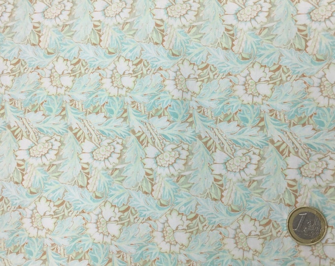 English William Morris cotton poplin, Vintage Anemone Flower, bleached