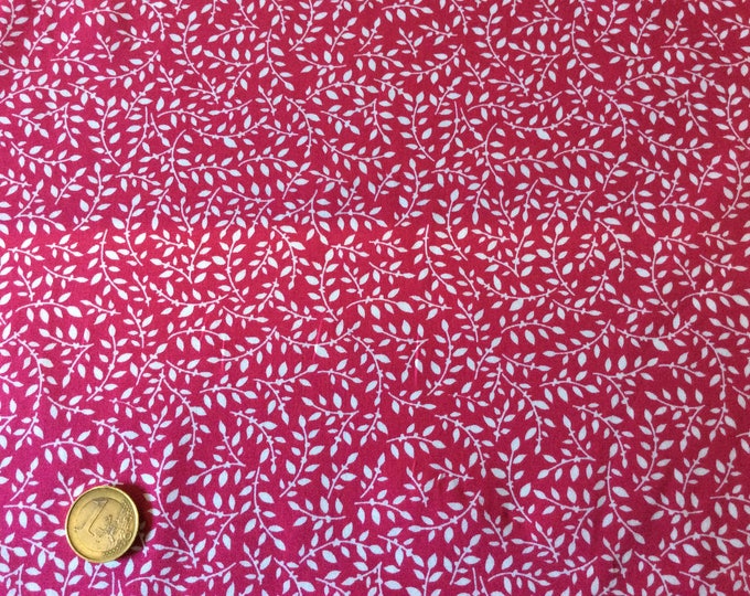 High quality cotton poplin, hot pink and white leaf print