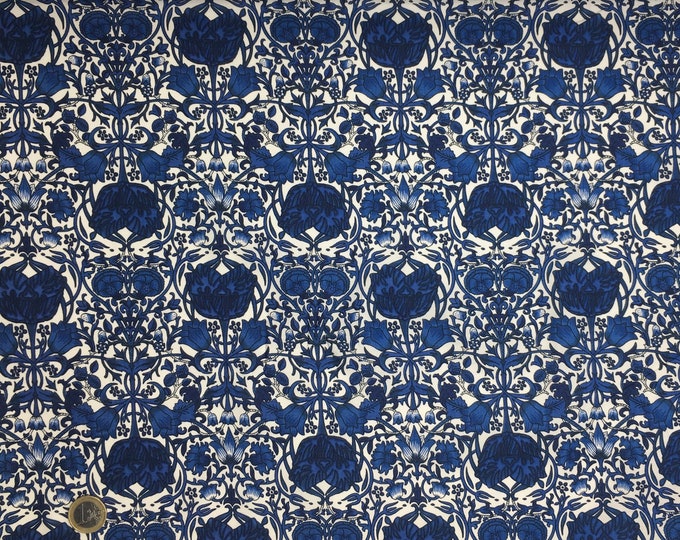 English Pima lawn cotton fabric, jugend style foliage