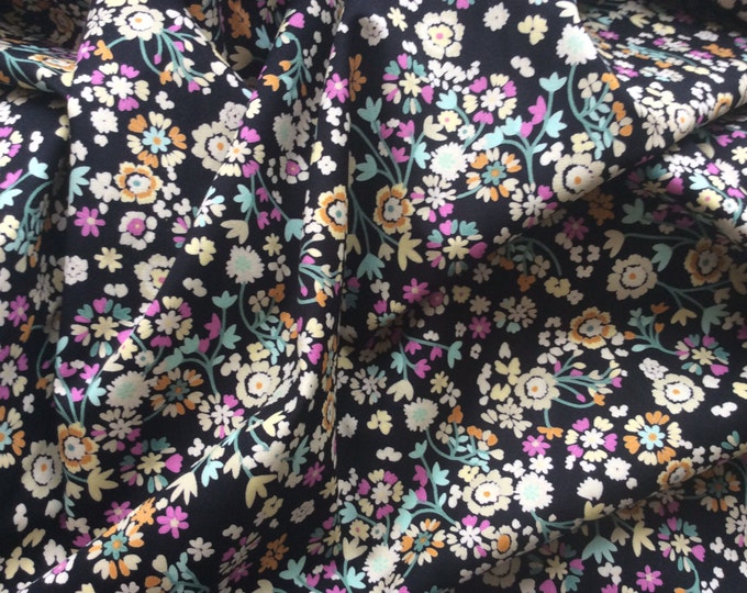 High quality cotton poplin dyed in Japan with Floral print, black