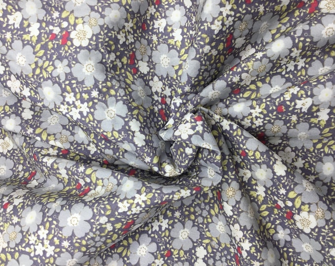 High quality cotton poplin, floral print Betty