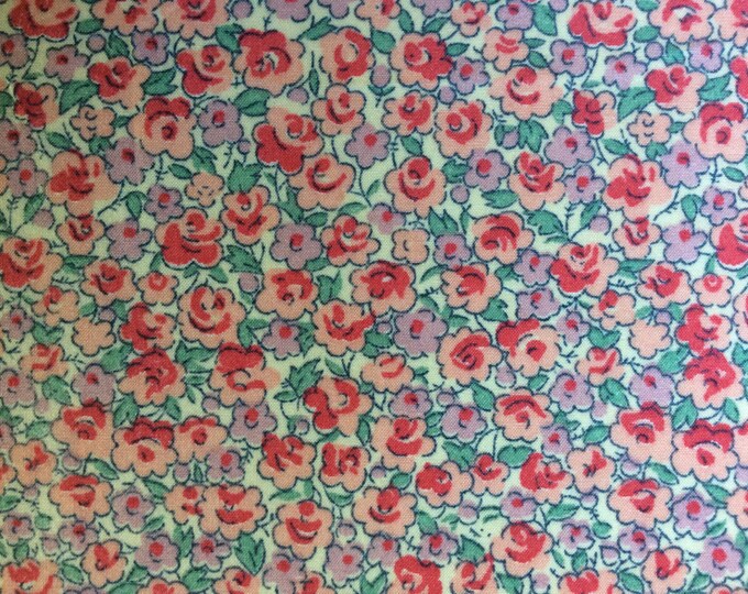 English Pima lawn cotton fabric, priced per 25cm. Flowers on ivory