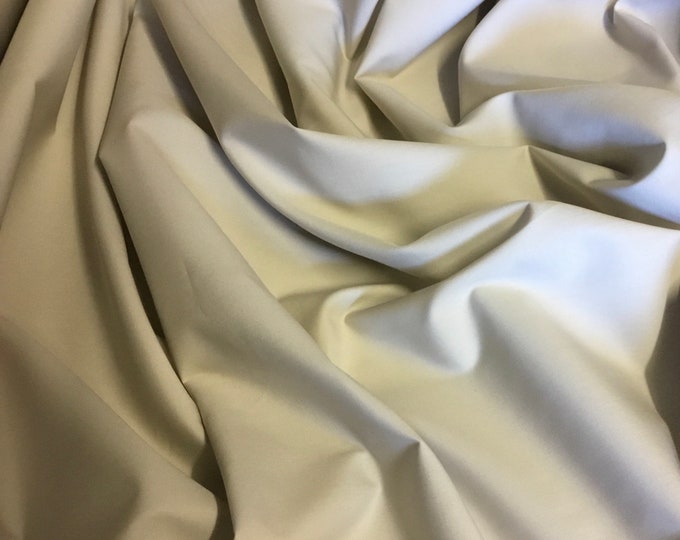 High quality cotton poplin, nude or light beige nr7