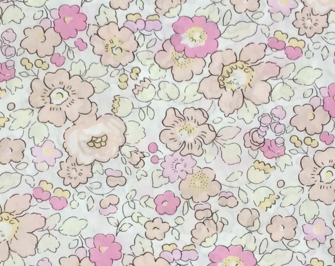 Tana lawn Liberty of London, exlusive Betsy Soft Dreams
