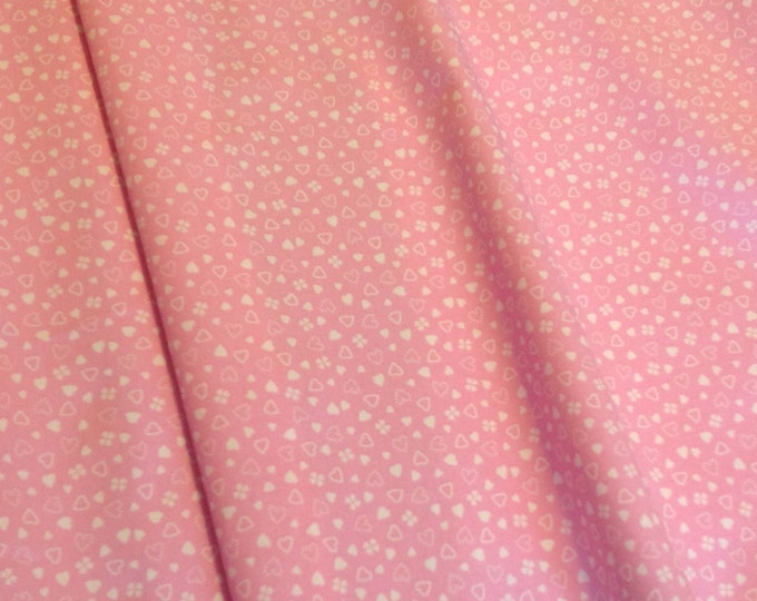 High quality cotton print, hearts and shamlock on pink
