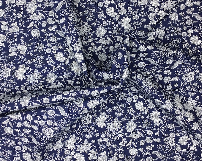 Cotton poplin with skulls, french floral on navy