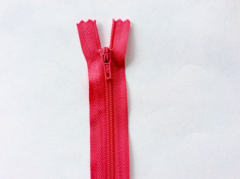 Nylon coil zippers, 30cm 12, fuschia image 1