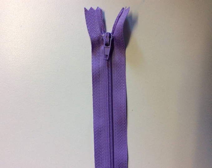 Nylon coil zippers, 30cm (12"), parma or lilac