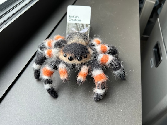 Needle felted Mexican Red-knee Tarantula