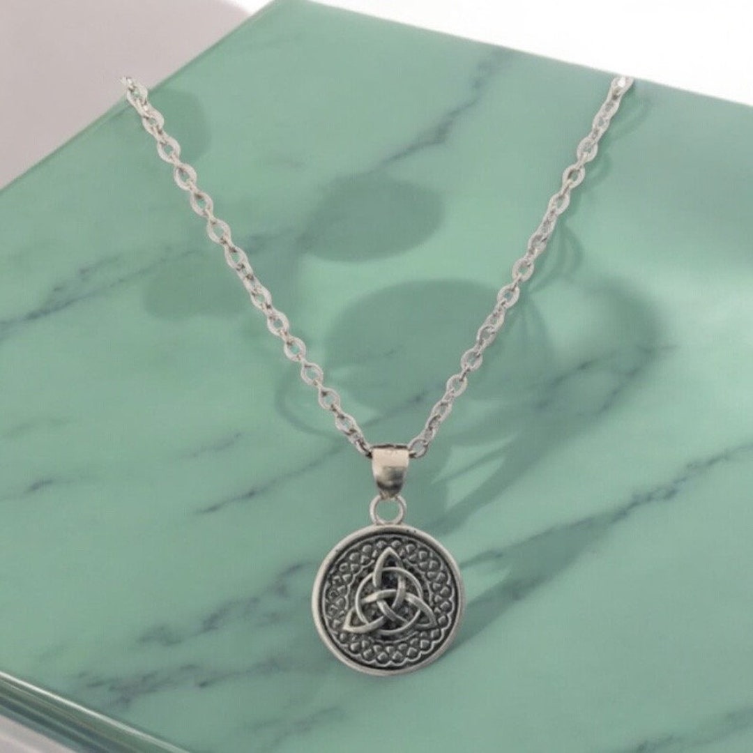 Handcast 925 Sterling Silver Irish Celtic Triquetra Trinity Knot ...