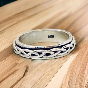 Handcast 925 Sterling Silver Irish Celtic Weave of Eternity Spinner Spin Fidget Ring Band