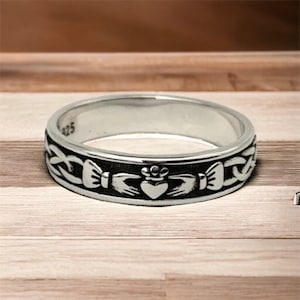 Handcast 925 Sterling Silver Irish Celtic Claddagh Claddaugh Ring Band