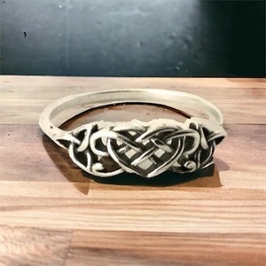 Handcast 925 Sterling Silver Irish Celtic Infinity Loveknot Love Knot Heart Ring