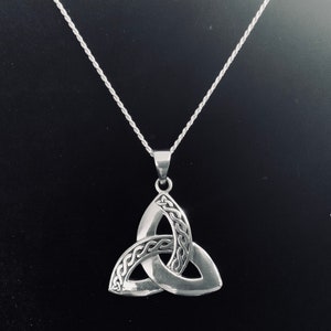 Large Handcast 925 Sterling Silver Irish Celtic Triquetra Trinity Knot ...