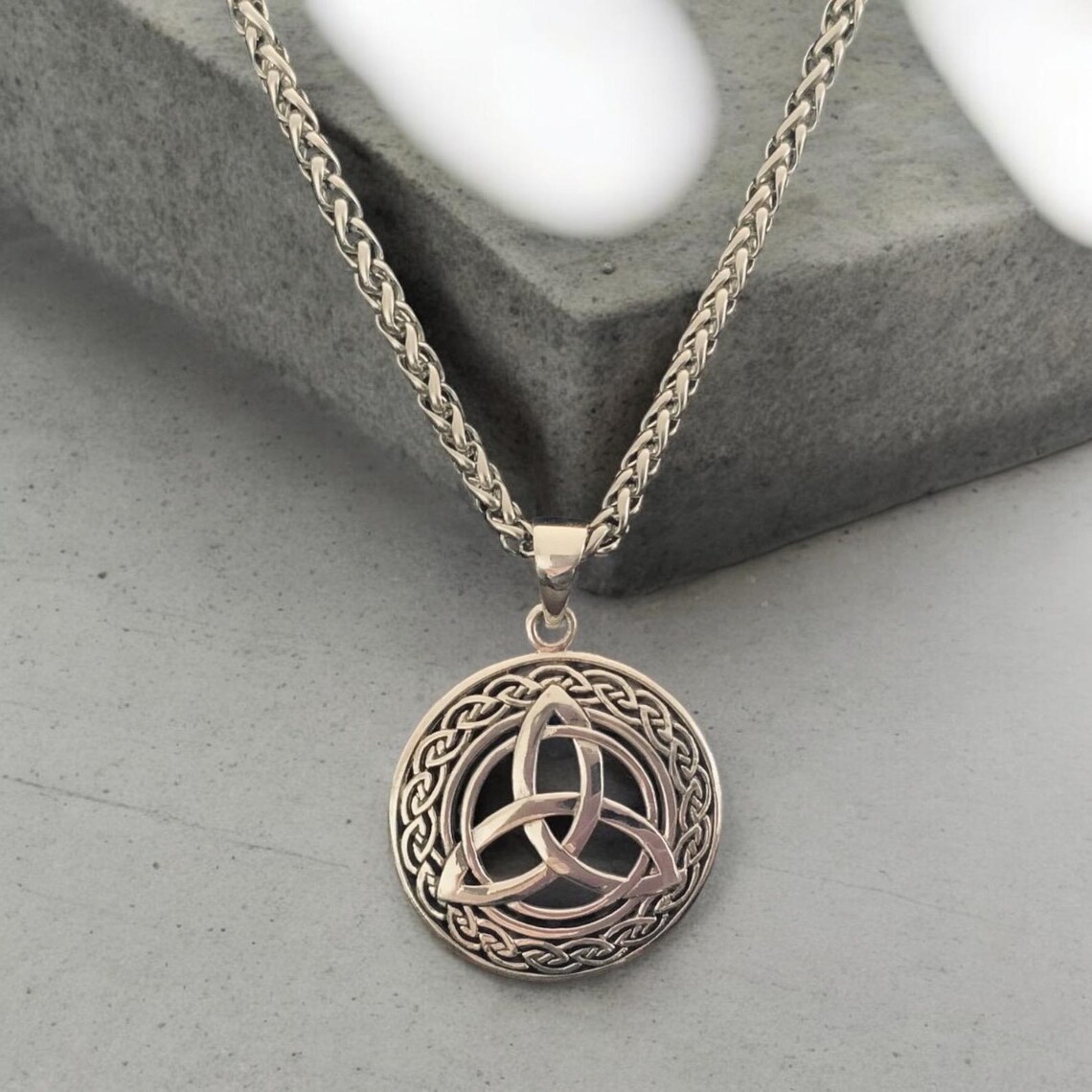 Handcast 925 Sterling Silver Irish Celtic Triquetra Trinity Knot ...