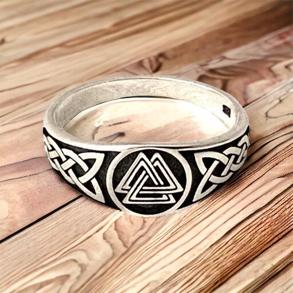 Handcast 925 Sterling Silver Norse Viking Celtic Valknut Symbol of Odin Ring