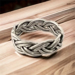 Handcast 925 Sterling Silver Irish Celtic Braided Weave of Eternity Band Ring