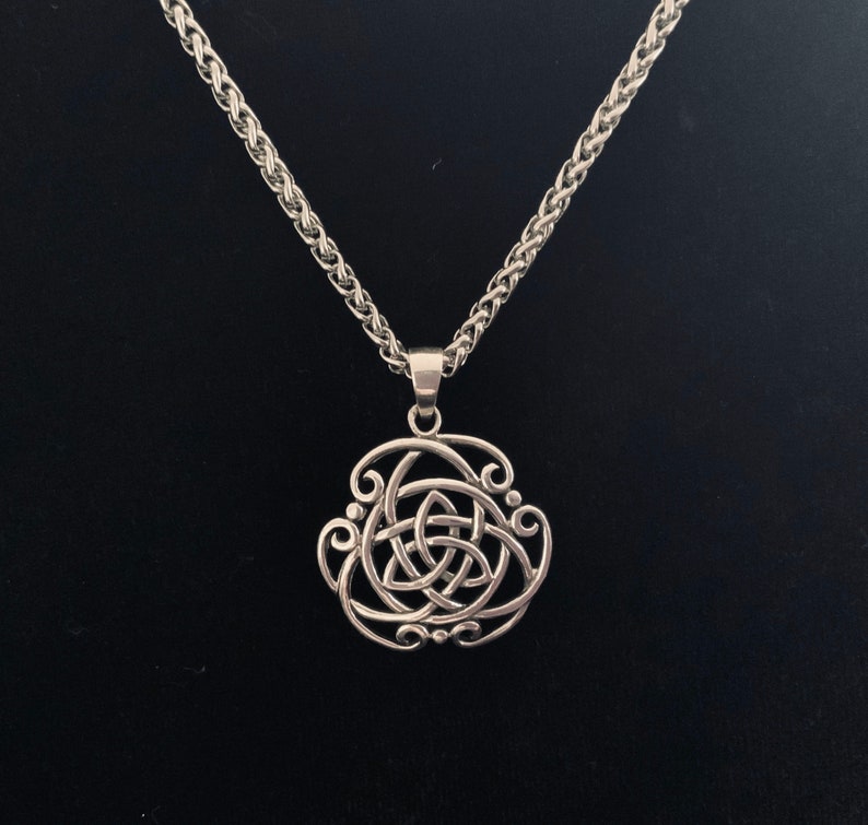 Handcast 925 Sterling Silver Celtic Triquetra Trinity Knot Pendant ...