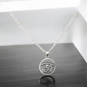 Handcast 925 Sterling Silver Egyptian Eye of Horus Pendant + Free Chain