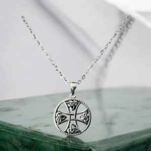 Handcast 925 Sterling Silver Equal Sided Celtic Cross Pendant Necklace + Free Chain