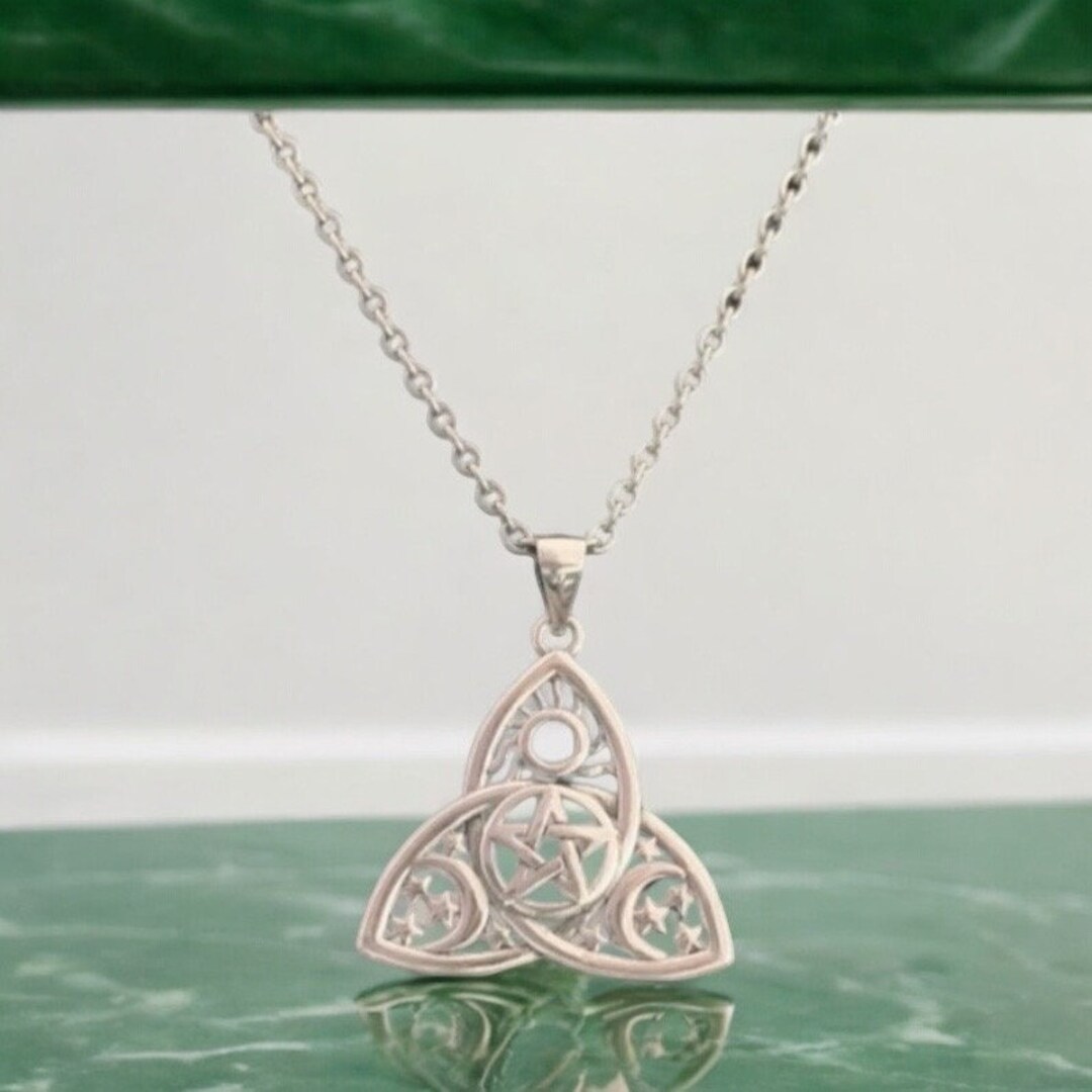 Sterling Silver Celtic Triquetra Pendant Necklace, Trinity Knot Moon ...