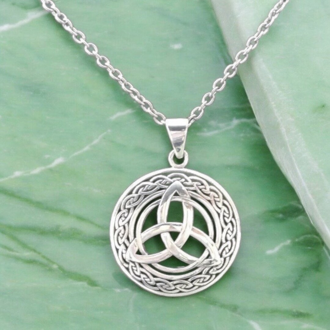 Handcast 925 Sterling Silver Irish Celtic Triquetra Trinity Knot ...