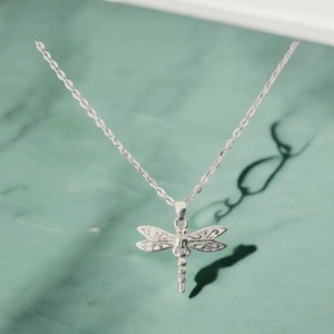 Handcast 925 Sterling Silver Celtic Dragonfly Pendant + Free Chain Necklace