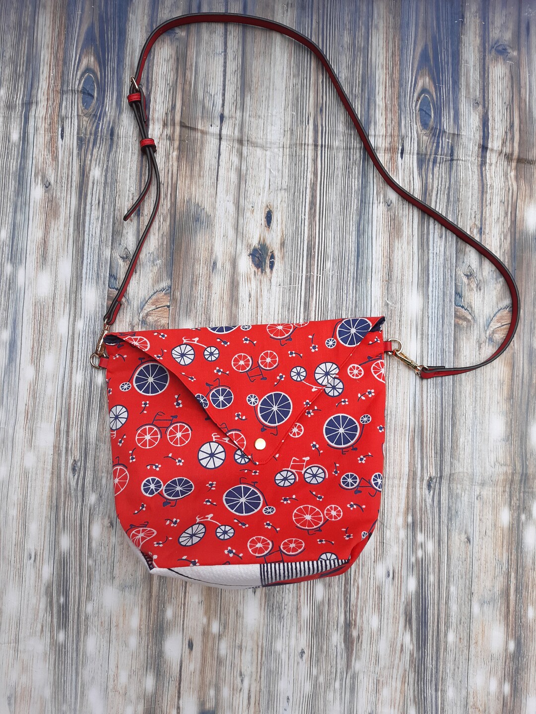 Ride Bicycle Pattern Print Crossbody bags