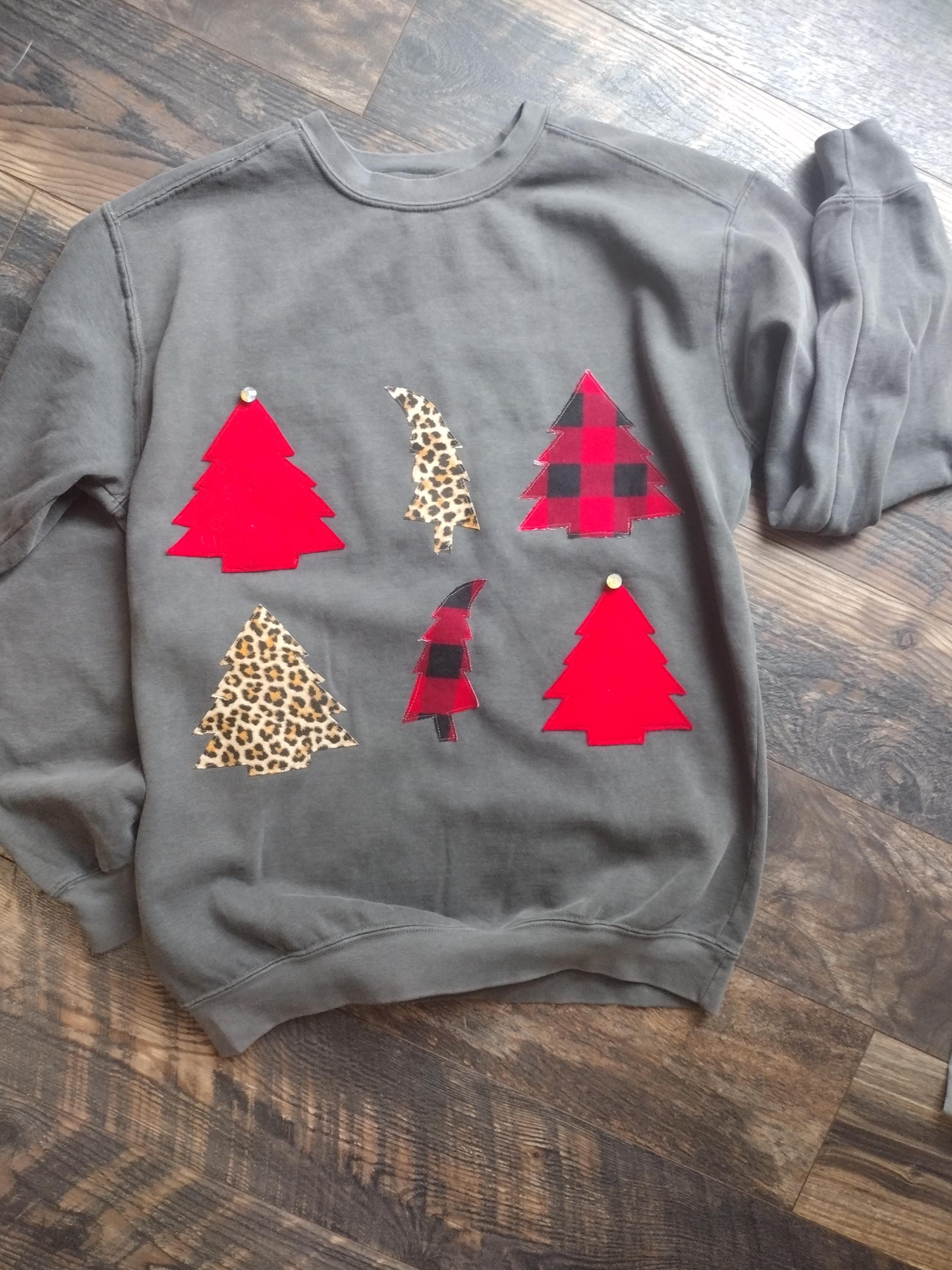 Vintage Christmas Sweatshirt For Women - Cute Plaid Tree Graphic Holiday Pullover - View #2