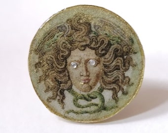 Medusa ring