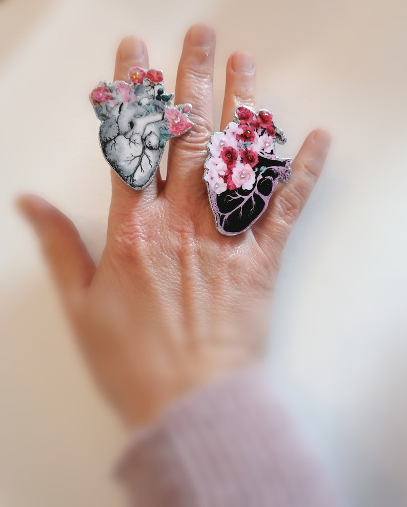 Anatomical Heart Ring 1 image 4