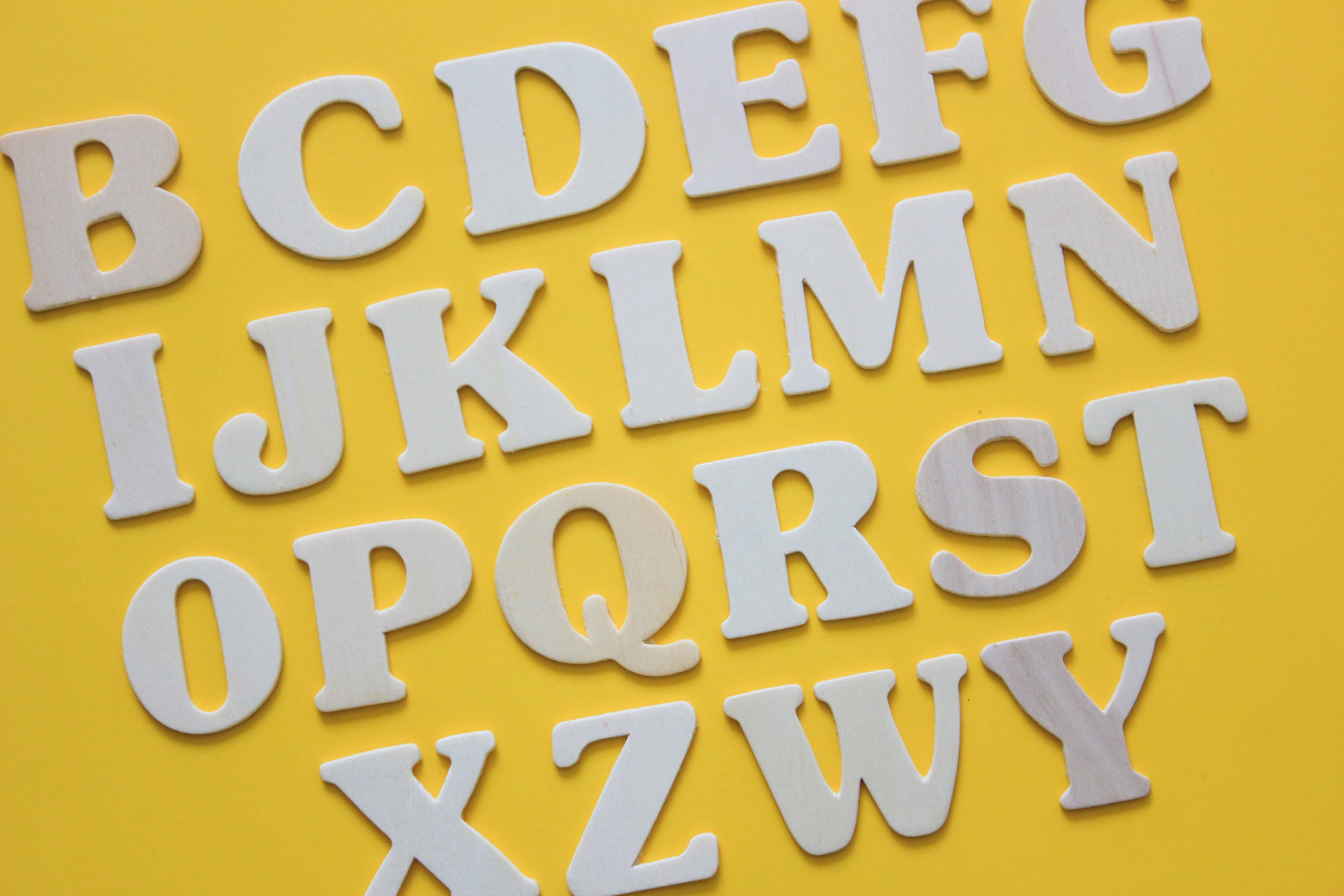 104 Holzbuchstaben 5cm Mit Stiften - Bastelset Für Deko & Malen