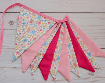 Floral Pink Bunting, 6'11" (2.1m), Fabric Pink Banner, Pink Wall Decor, Fabric Bunting, Pink Wall Decor, Pennant Banner, Fabric Banner