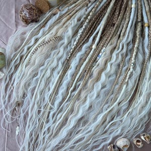 synthetic dreadlocks, Wedding set, blonde, dirty blond, white ombre dreads extensions with accessories, bohostyle, festival style, bohemian