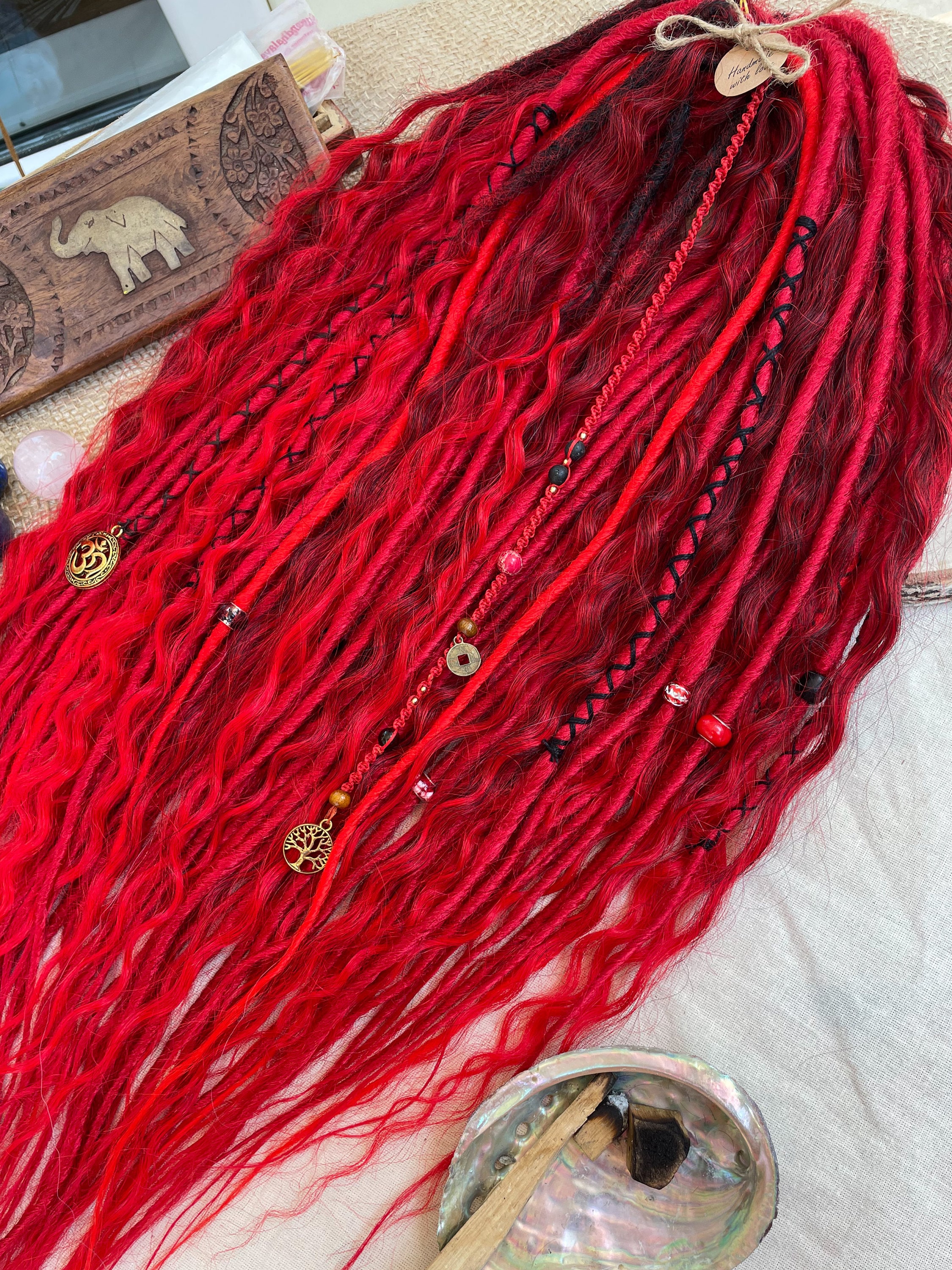synthetic dreadlocks, Shanty set, Red ombre with dark roots, raspberry tint dreads extensions with accessories, bohostyle, festival style