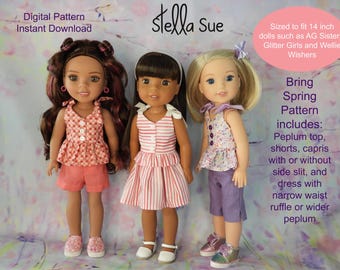 Op de afbeelding: Drie poppen in lente-outfits, waaronder peplum tops, shorts, capri's en jurken. De outfits zijn ontworpen voor poppen van 35,5 cm zoals AG Sisters, Glitter Girls en Wellie Wishers. De afbeelding bevat de tekst "Digital Pattern Instant Download" en "Stella Sue".