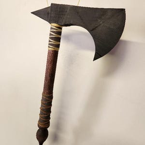 3D Printed Battle Axe with Wood Handle