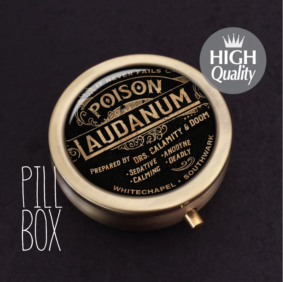 PILL BOX Jewerly case High Quality round pill container pill organizer Victorian Poison Laudanum antiqued bronze metal case vintage style