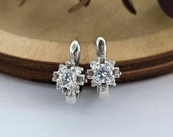 ヴィンテージ スターリングシルバー 925 イヤリング 繊細な花のレバーバック ドロップイヤリング キュービックジルコニア スパークリング 小さなラウンドクリスタル ジュエリー ギフト 女性向け