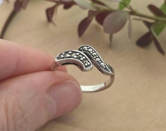 Vintage Marcasite Ring 925 Sterling Silver Art Deco Ring Size 8 Oxidized Silver Cocktail Ring