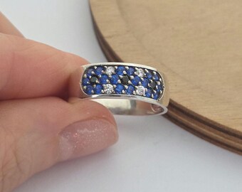 Anillo vintage de plata de ley 925 con circonita cúbica azul, banda ancha, joyería de plata ucraniana, talla 10.