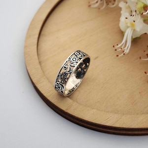 Vintage Floral Oxidized Sterling Silver Ring - Size 11, 13